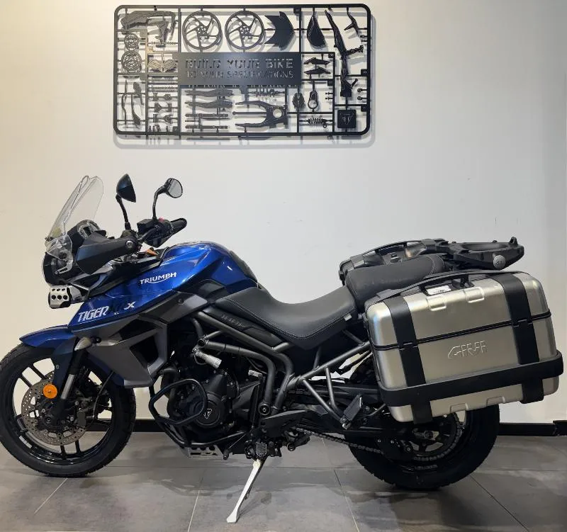 TIGER 800 XRX