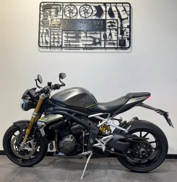 SPEED TRIPLE 1200 RS