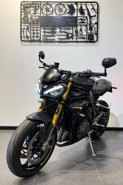 SPEED TRIPLE 1200 RS