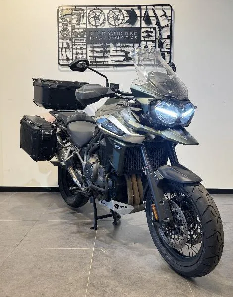 TIGER 1200 EXPLORER XRX