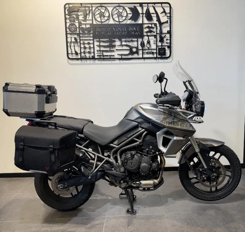 TIGER 800 XRT