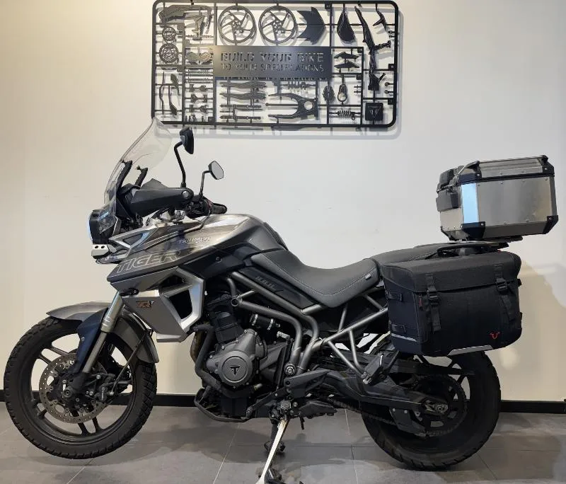 TIGER 800 XRT