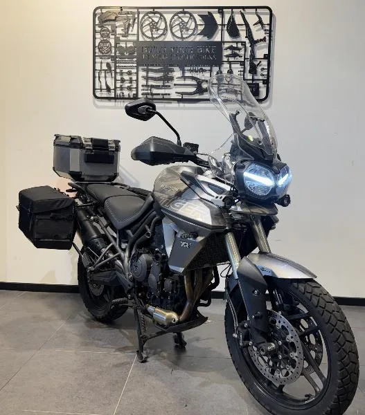 TIGER 800 XRT