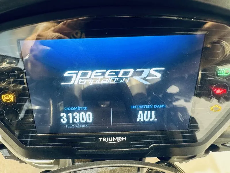 SPEED TRIPLE 1050 RS