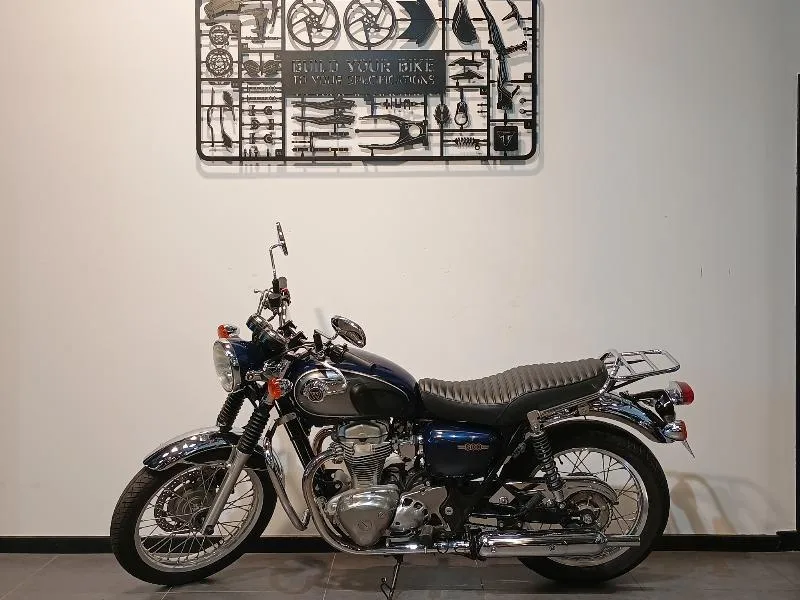 W 800