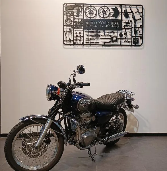 W 800