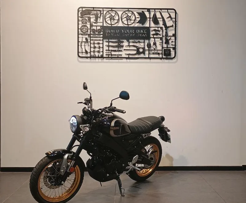 XSR 125 Legacy