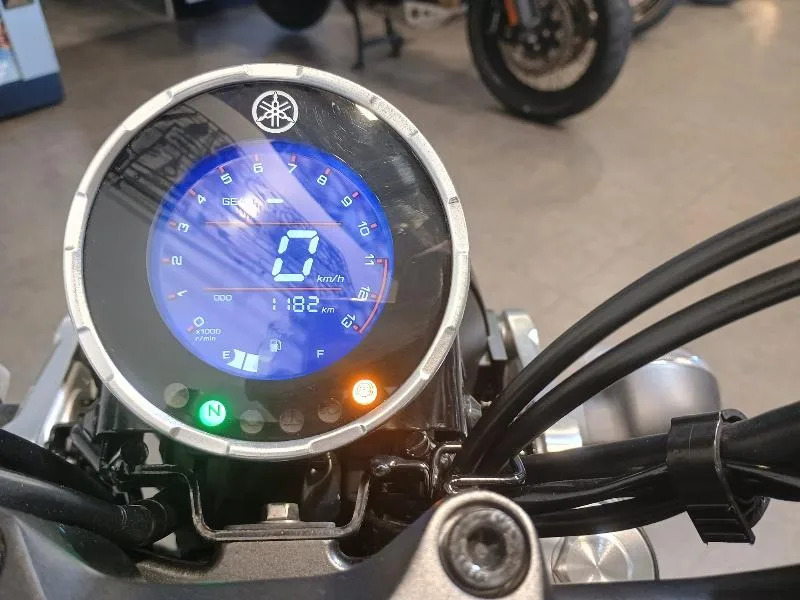 XSR 125 Legacy