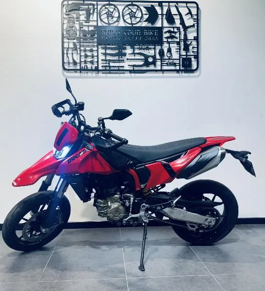 HYPERMOTARD