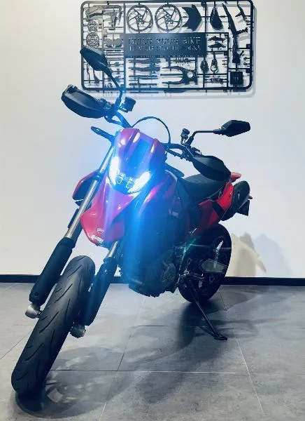 HYPERMOTARD