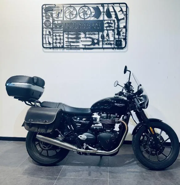 SPEED TWIN 900
