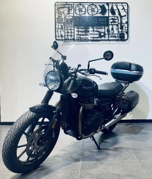 SPEED TWIN 900