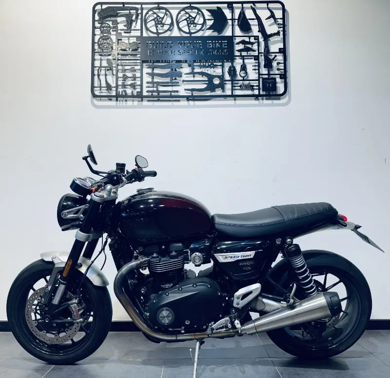 SPEED TWIN 1200