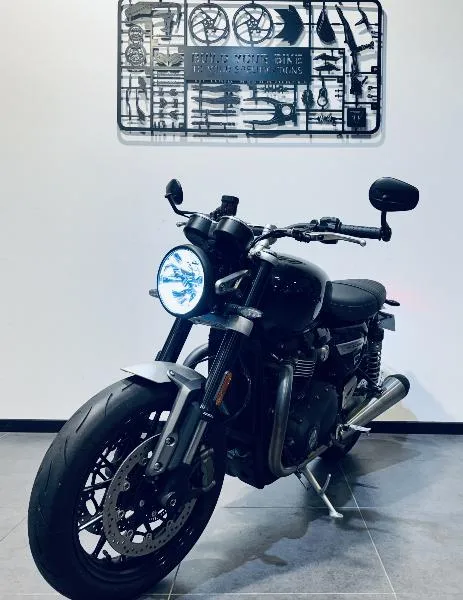 SPEED TWIN 1200