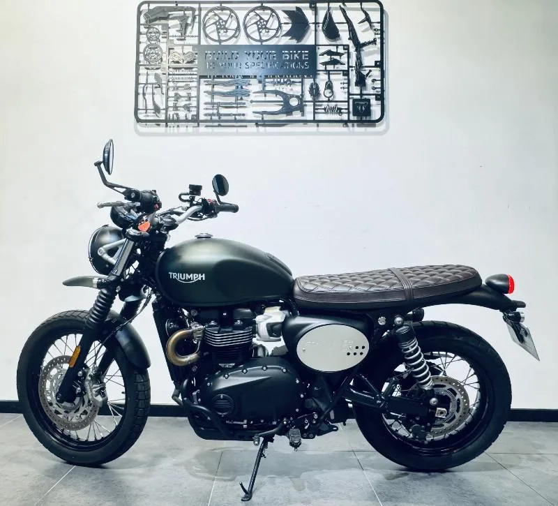 SCRAMBLER 900