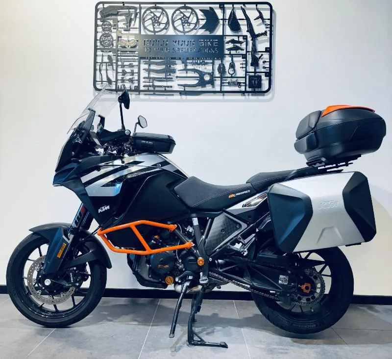 1290 SUPER DUKE GT