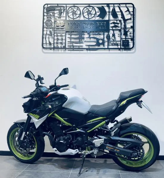 Z 900