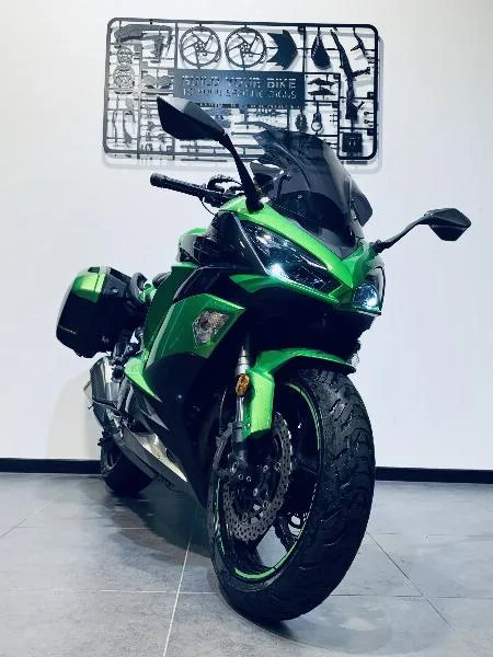 Z 1000 SX