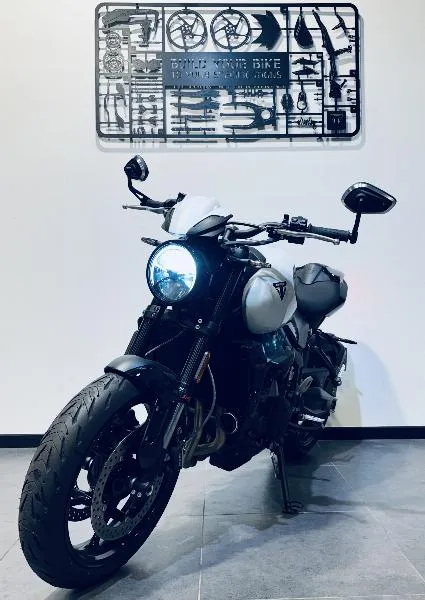 TRIDENT 660