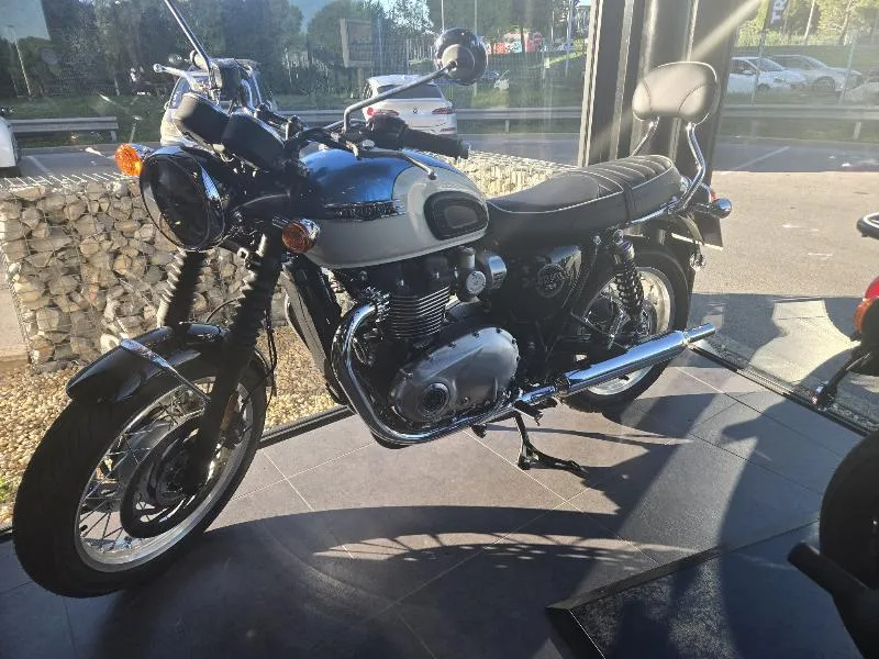 BONNEVILLE T120