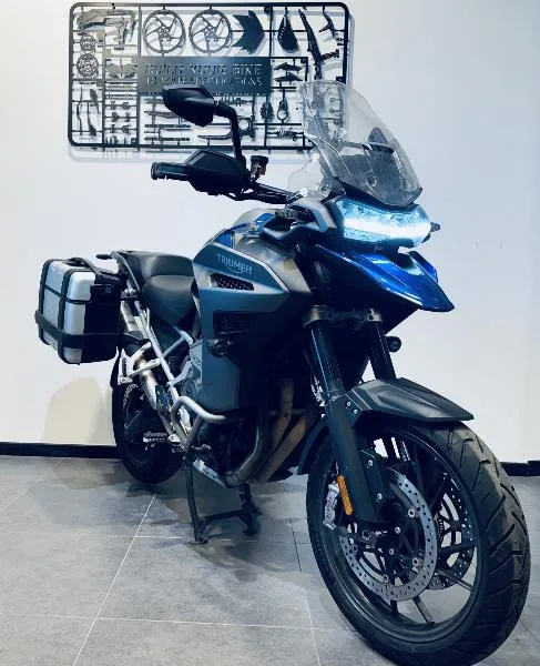 TIGER 1200 GT EXPLORER