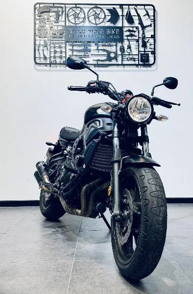 XSR 700 ABS