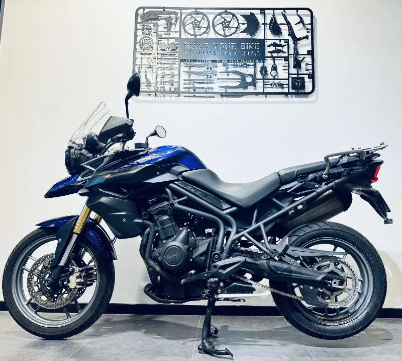 TIGER 800