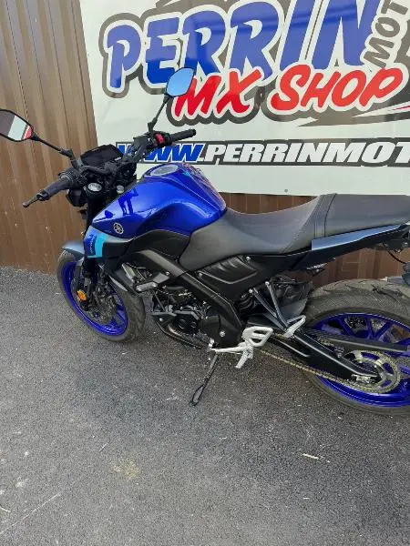 MT125 ABS