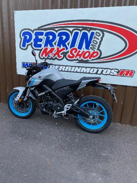 MT125 ABS