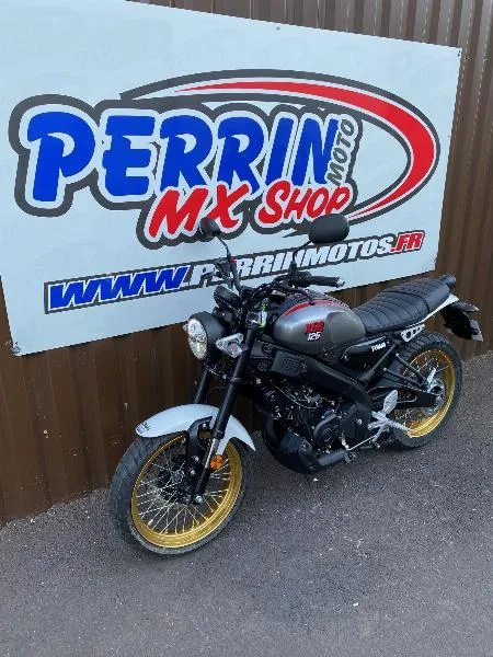 XSR 125 Legacy