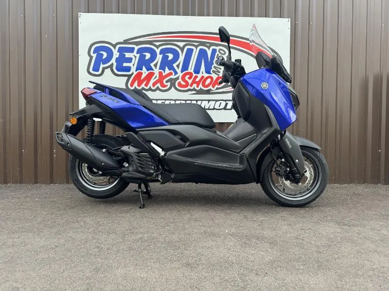 XMAX 125
