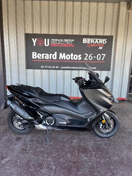 XP TMAX 560