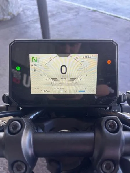 MT09