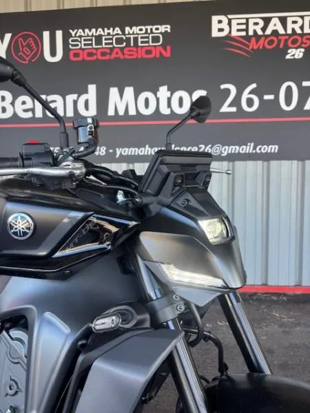 MT09