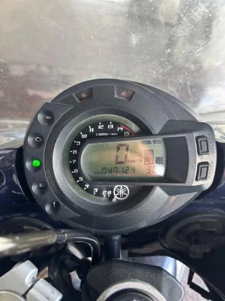 FZ6 