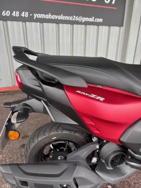 RayZR 125