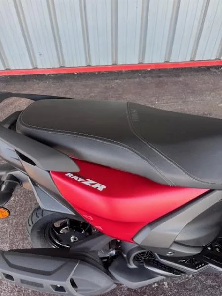 RayZR 125