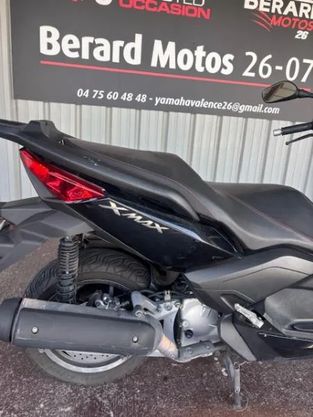 XMAX 125