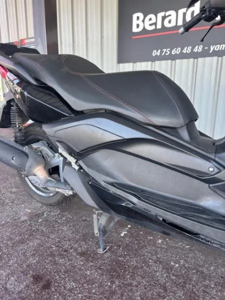 XMAX 125