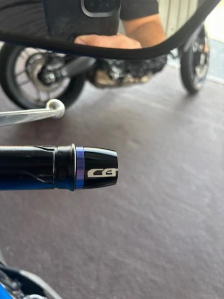 CB 125  R
