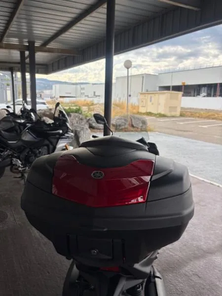 XMAX 300