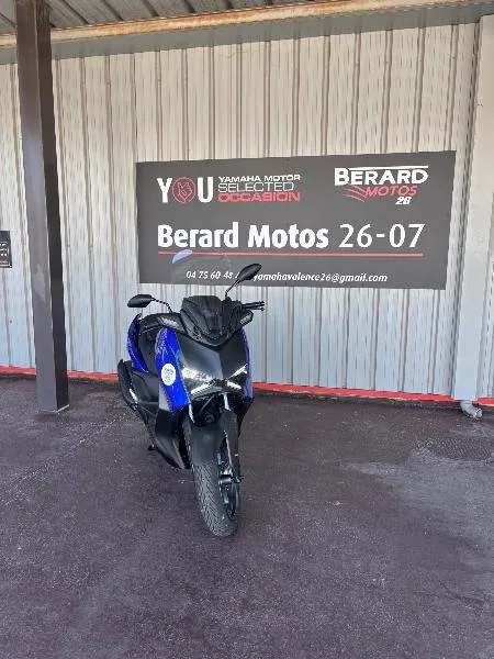 XMAX 125