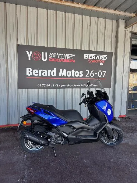 XMAX 125