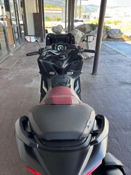 TMAX 25 TH