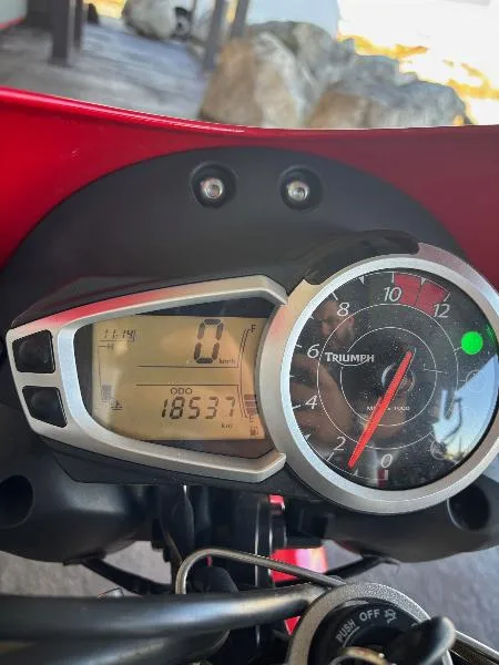 SPEED TRIPLE 1050