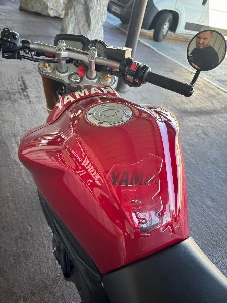 FZ 1000