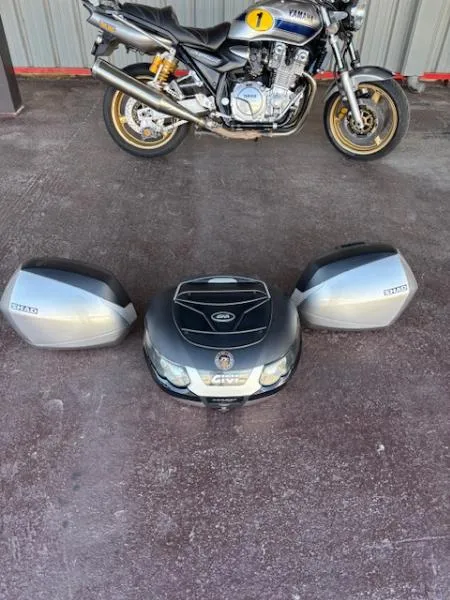 XJR 1300
