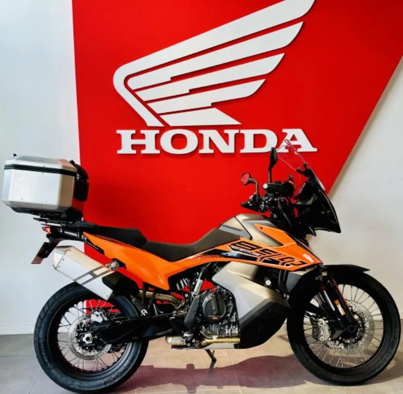 890 ADVENTURE
