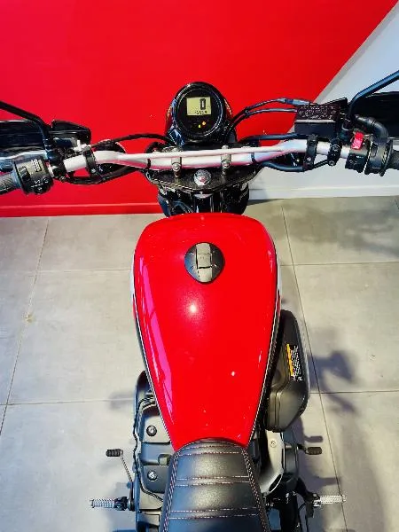 SCR 950