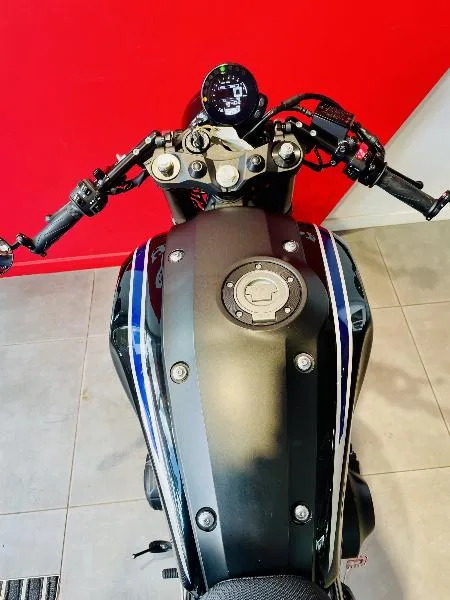 XSR 900